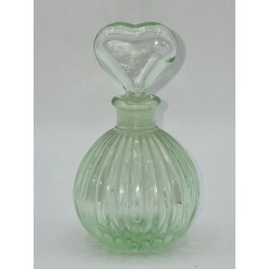Vintage Green Glass Perfume Bottle Heart Stopper Ribbed Vanity‎ Decanter